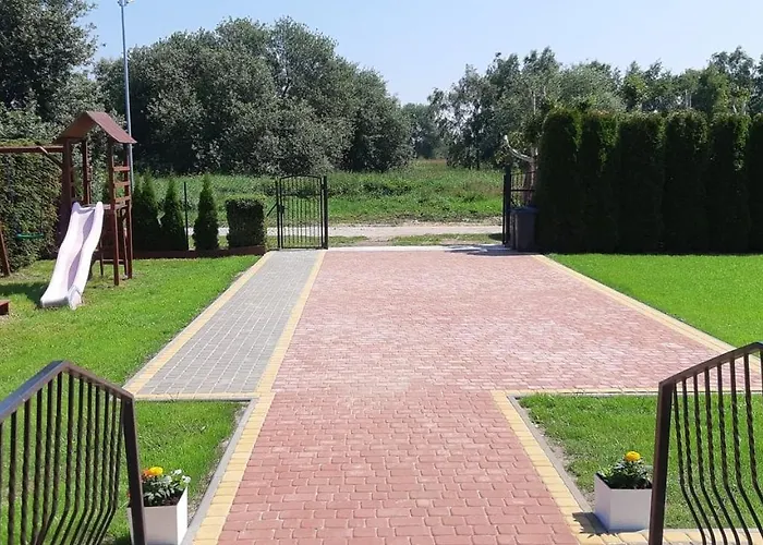 Casa de Férias Dom Letniskowy - Do 10 Osób Dźwirzyno